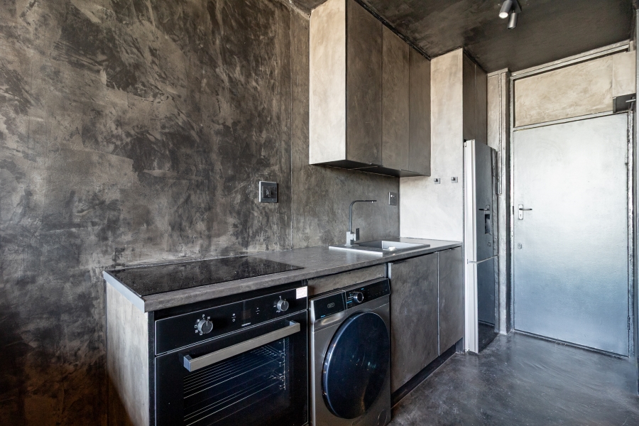 1 Bedroom Property for Sale in Gardens Western Cape